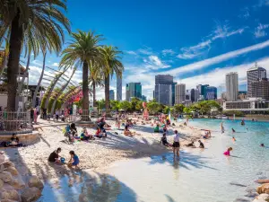 ミロ アパートメンツ