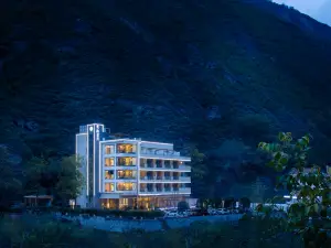 Bishanggou mountain view Moon Hotel