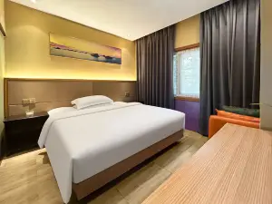 Longxin Hotel