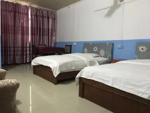 Chenxi Houjiang Hotel