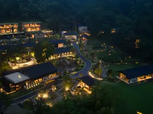 Yunyin Mountain Lodge