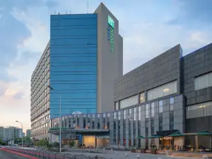 Holiday Inn Express SHANGHAI JINQIAO CENTRAL by IHG