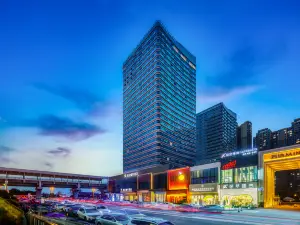 麗呈睿軒飯店（成都蜀都萬達郫縣高鐵站店）