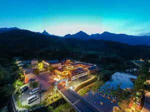 Spring Breeze Cabin Hotel