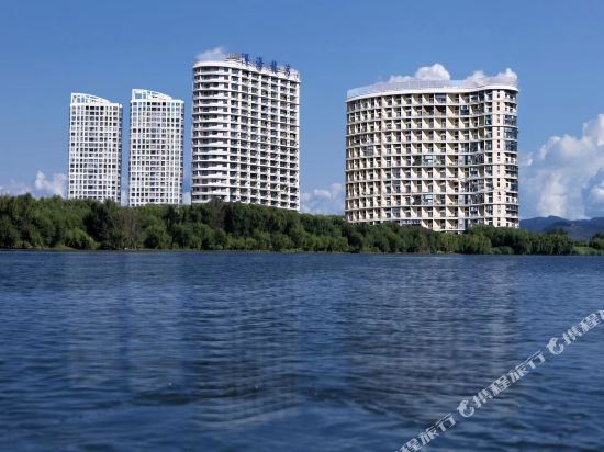 Erhai Bay Holiday Hotel