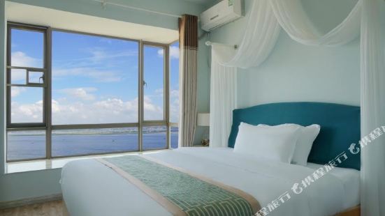 HELLO Sea View Hotel (Sunshine Coast Store)