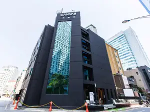 布萊克帆布旅館