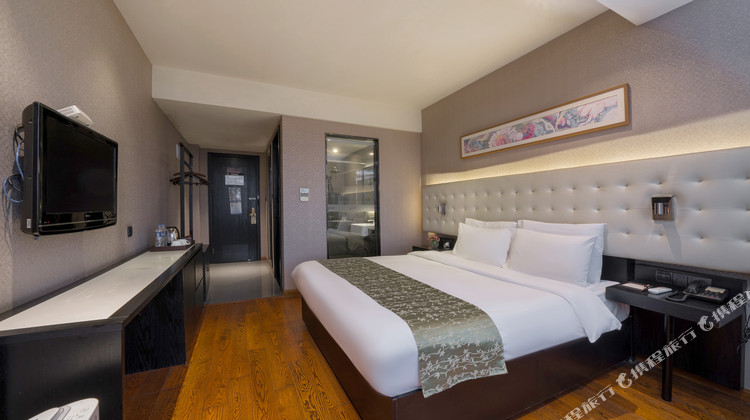 和颐酒店上海浦东机场川沙店12晚上海迪士尼乐园1日成人门票2张61含