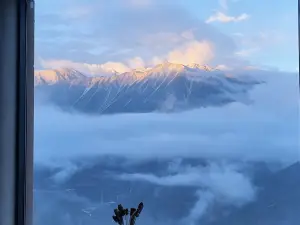 雲曼山奢·民宿（飛來寺梅里雪山景區店）