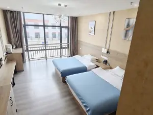 Qunicuo Hotel