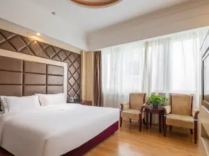 Qingmu Hotel (Chaohu Renmin Road store)