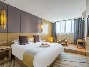 Gelin Luoman Fengqing Hotel