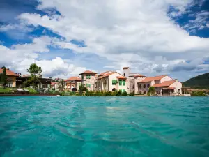 Toscana Valley Town Square Suites