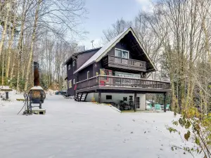 寵物友好的住宅，帶露台：距離Jay Peak Resort 4英里