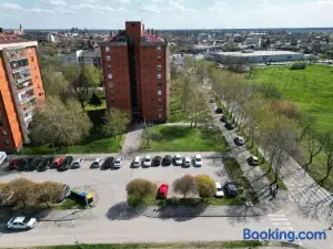 Ema Apartmani