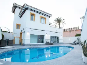 Villa Fresno with Pool on Mar Menor Golf Resort