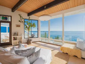 Malibu Retreat w  Beach Access and Ocean View