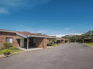 Emu Beach Chalets