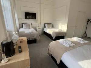 Room 7 -  Manor Park Country House, Wales
