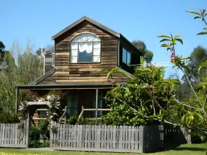Sanctuary Park Cottages