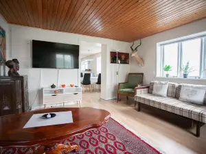 2Br Home with Sea Views and Parking - Tórshavn