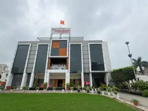 Hotel Shri Khedapati International,Dewas