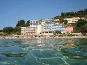 Summit Hotel