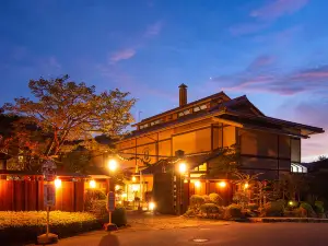 Kagura Monzen Toji Village