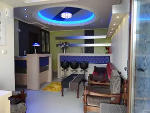 Captain's Beach Apartments