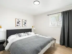 #Marbella Lane - Modern & Spacious 4Br Retreat in Arvada