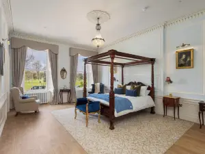 The Townhouse - Leith