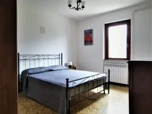 Apartment with garden in the mountains: Raffaella's house in Bracca (BG)