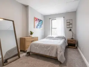 Modern Amenities and Calming Atmosphere - Stylish Retreat
