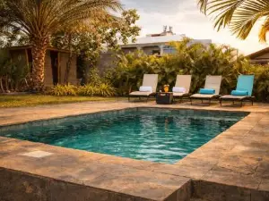Lodge Indigo - Bungalow & Rdc indépendant Proche aéroport