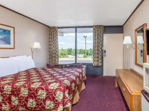 Serenity Inn Sweetwater
