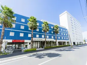 CVS・灣飯店本館・灣塔
