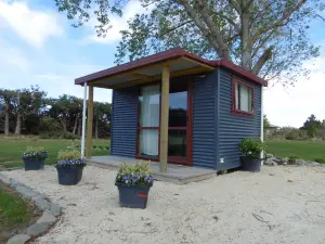 Glenavys Waitaki River Motor Camp