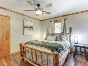 Furnished Deck + Lake Access: Fairland Log Cabin