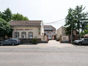 Hotel Palota City