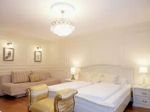 Allegro Hotel