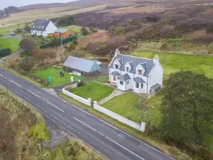 Lighthouse Cottage (Shared Facilities)