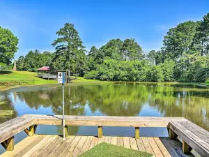 The Bunkhouse at Kudzu Cove Cabins Resort