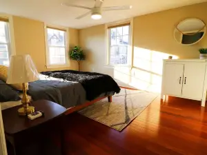 BLISSFUL SPACIOUS HOME ⭐ IN HEART OF PRINCETON ⭐