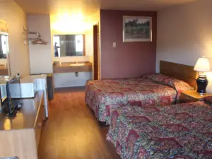 Silver Sands Motel