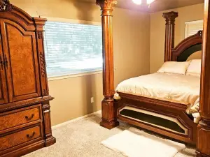 Snake Creek Lake House Getaway
