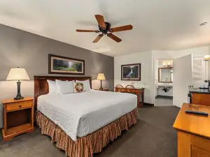 Redwood Hyperion Suites