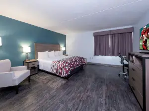 Red Roof Inn & Suites Wilmington - New Castle
