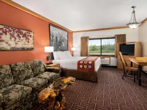 Super 8 by Wyndham Eveleth