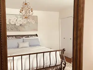 Upstate NY: Private,Newly renovated 3 bed/2bath home close to Hudson+Widham, NY