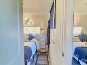 Cozy RV with 1 bedroom in enchanting Cape Charles